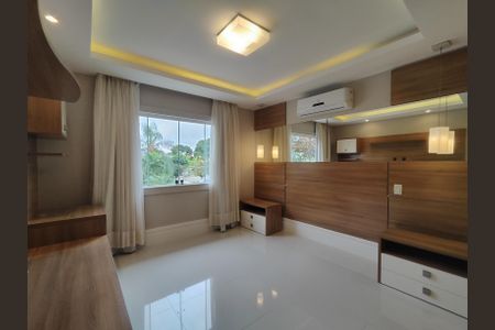 Casa de condomínio à venda com 380m², 5 quartos e 2 vagasSuíte 2