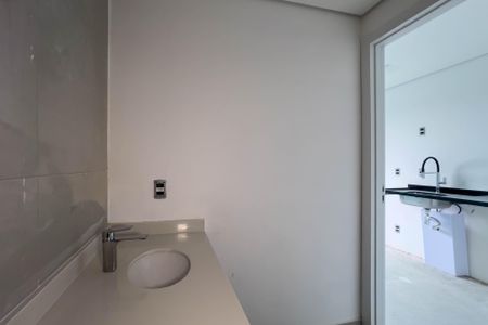Banheiro de kitnet/studio à venda com 1 quarto, 29m² em Vila Dom Pedro I, São Paulo