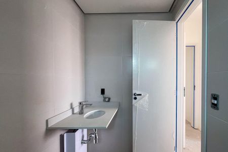 Apartamento à venda com 66m², 2 quartos e 1 vaga Apartamento à venda com 66m², 2 quartos e 1 vagaBanheiro da Suíte