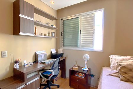 Apartamento à venda com 88m², 3 quartos e 2 vagasQuarto 2