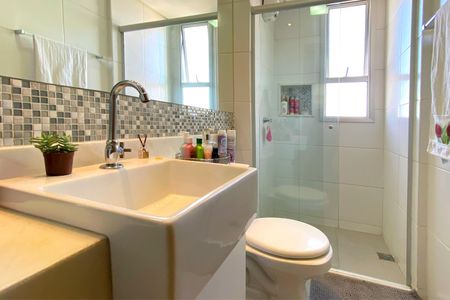 Apartamento à venda com 88m², 3 quartos e 2 vagasBanheiro