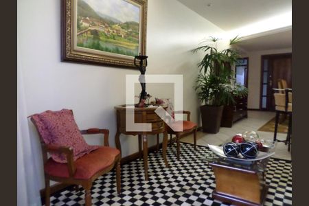 Apartamento à venda com 160m², 4 quartos e 4 vagas