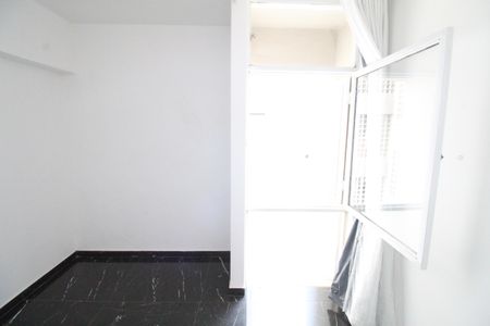 Apartamento para alugar com 75m², 3 quartos e 2 vagasQuarto 2