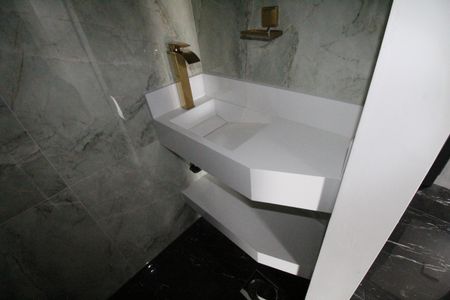 Apartamento para alugar com 75m², 3 quartos e 2 vagasLavabo