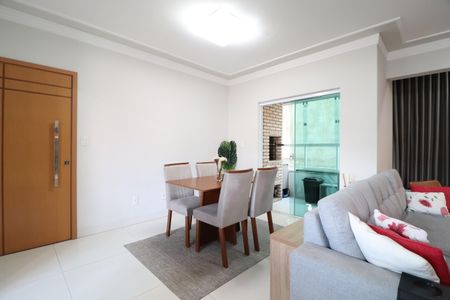 Apartamento para alugar com 90m², 3 quartos e 2 vagasSala
