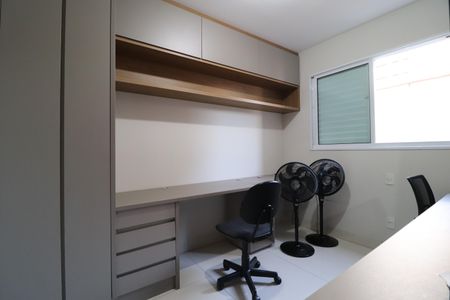 Apartamento para alugar com 90m², 3 quartos e 2 vagasQuarto 2