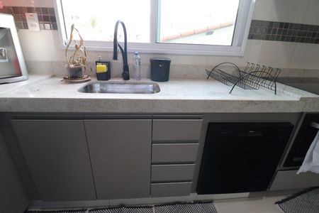 Apartamento para alugar com 90m², 3 quartos e 2 vagasCozinha