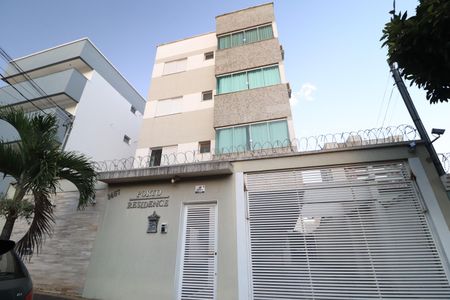 Apartamento para alugar com 90m², 3 quartos e 2 vagasFachada