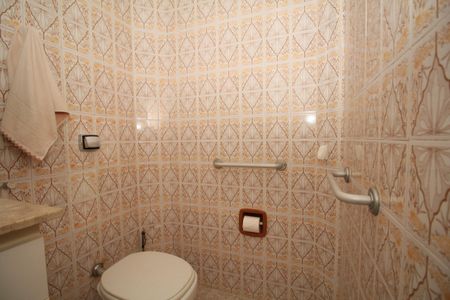 Apartamento à venda com 64m², 2 quartos e sem vagaBanheiro