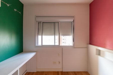 Apartamento à venda com 130m², 4 quartos e 2 vagasQuarto 2