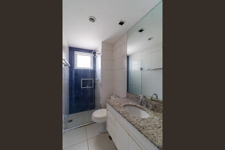Apartamento à venda com 130m², 4 quartos e 2 vagasBanheiro
