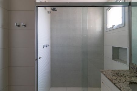 Apartamento à venda com 130m², 4 quartos e 2 vagasBanheiro da Suíte