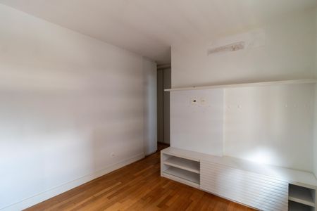 Apartamento à venda com 130m², 4 quartos e 2 vagasSuíte
