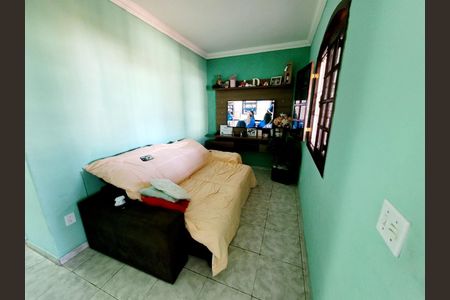 Foto 15 de casa à venda com 6 quartos, 255m² em Santa Monica, Belo Horizonte