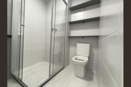 Banheiro de kitnet/studio para alugar com 1 quarto, 24m² em Alto do Ipiranga, São Paulo