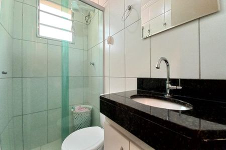Apartamento à venda com 66m², 3 quartos e 1 vaga Apartamento à venda com 66m², 3 quartos e 1 vagaBanheiro da Suíte