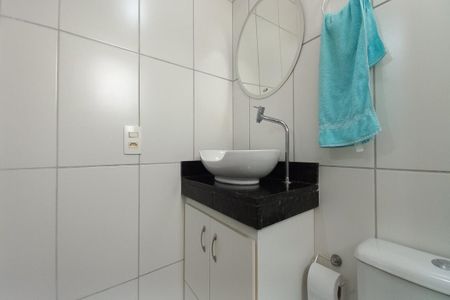 Apartamento à venda com 66m², 3 quartos e 1 vaga Apartamento à venda com 66m², 3 quartos e 1 vagaBanheiro