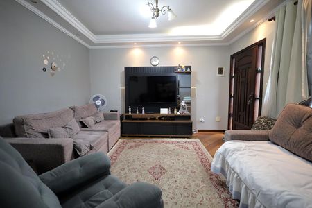 Casa à venda com 278m², 4 quartos e 6 vagasSala