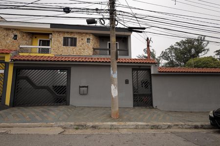 Casa à venda com 278m², 4 quartos e 6 vagasFachada