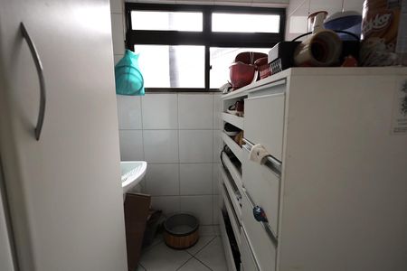 Casa à venda com 278m², 4 quartos e 6 vagasDespensa