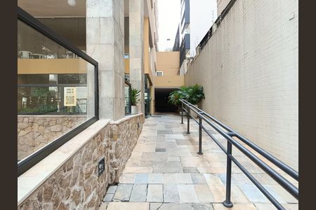 Apartamento à venda com 120m², 2 quartos e 1 vagaÁrea comum