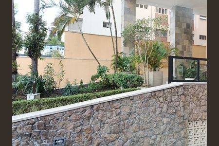 Apartamento à venda com 120m², 2 quartos e 1 vagaÁrea comum