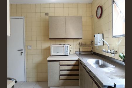 Apartamento à venda com 120m², 2 quartos e 1 vagaCozinha