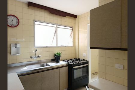 Apartamento à venda com 120m², 2 quartos e 1 vagaCozinha