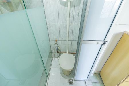 Casa à venda com 250m², 4 quartos e 2 vagasBanheiro da Suíte 2