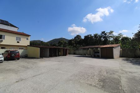 Casa de condomínio à venda com 50m², 2 quartos e 1 vagaÁrea comum