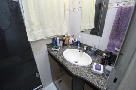 Casa de condomínio à venda com 50m², 2 quartos e 1 vagaBanheiro
