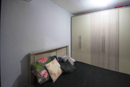 Casa à venda com 160m², 4 quartos e 3 vagas Casa à venda com 160m², 4 quartos e 3 vagasCasa 2 - Quarto