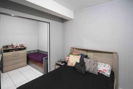 Casa à venda com 160m², 4 quartos e 3 vagas Casa à venda com 160m², 4 quartos e 3 vagasCasa 2 - Quarto