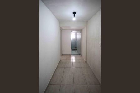 Casa à venda com 160m², 4 quartos e 3 vagas Casa à venda com 160m², 4 quartos e 3 vagasCorredor