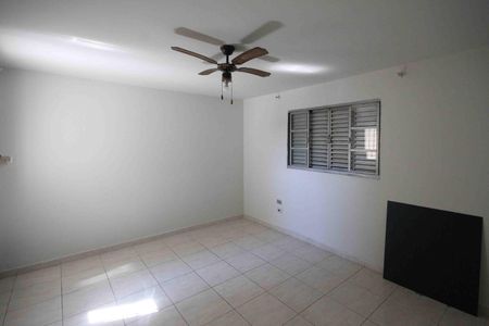 Casa à venda com 160m², 4 quartos e 3 vagas Casa à venda com 160m², 4 quartos e 3 vagasQuarto 03