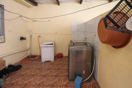 Casa à venda com 160m², 4 quartos e 3 vagas Casa à venda com 160m², 4 quartos e 3 vagasÁrea de Serviço