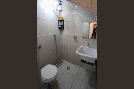 Casa à venda com 160m², 4 quartos e 3 vagas Casa à venda com 160m², 4 quartos e 3 vagasCasa 2 - Banheiro