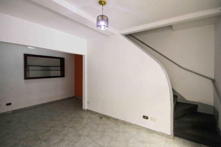 Casa à venda com 160m², 4 quartos e 3 vagas Casa à venda com 160m², 4 quartos e 3 vagasSala