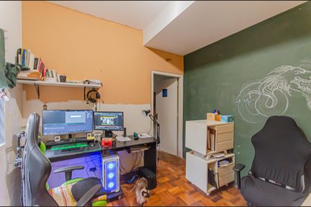 Casa à venda com 165m², 2 quartos e 2 vagasQuarto