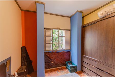 Casa à venda com 165m², 2 quartos e 2 vagasSuíte