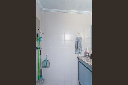 Casa à venda com 165m², 2 quartos e 2 vagasBanheiro Social