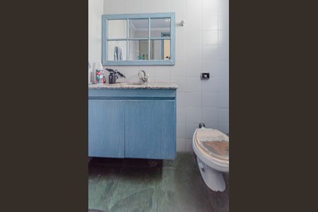 Casa à venda com 165m², 2 quartos e 2 vagasBanheiro Social