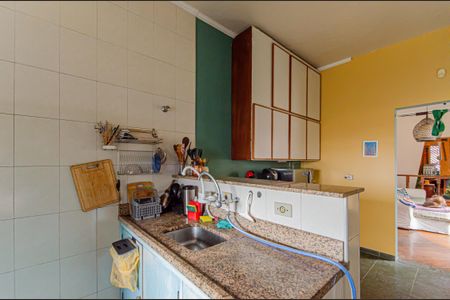 Casa à venda com 165m², 2 quartos e 2 vagasCozinha