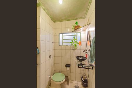 Casa à venda com 165m², 2 quartos e 2 vagasBanheiro da Suíte