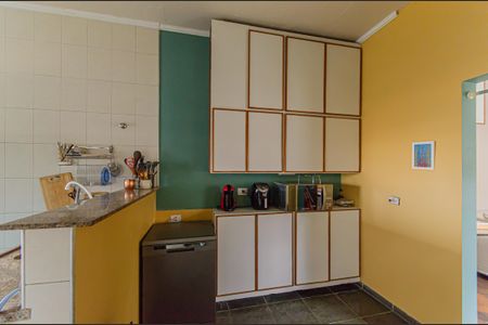 Casa à venda com 165m², 2 quartos e 2 vagasCozinha