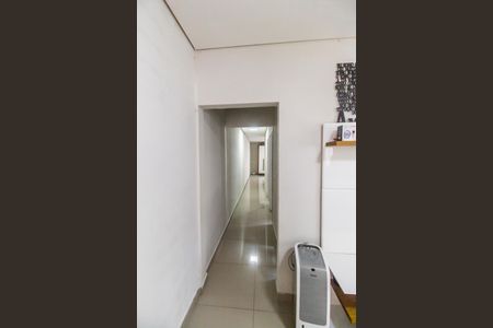 Casa à venda com 125m², 4 quartos e 1 vagaCorredor