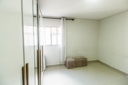 Quarto 1 de casa à venda com 4 quartos, 125m² em Jardim Regina Alice, Barueri