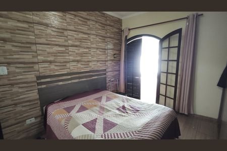 Casa para alugar com 90m², 2 quartos e 2 vagas Casa para alugar com 90m², 2 quartos e 2 vagasQuarto 1