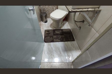 Casa para alugar com 90m², 2 quartos e 2 vagas Casa para alugar com 90m², 2 quartos e 2 vagasBanheiro