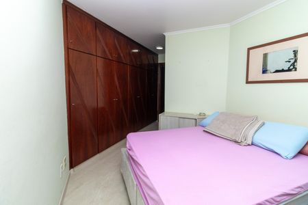 Apartamento para alugar com 115m², 3 quartos e 1 vaga Apartamento para alugar com 115m², 3 quartos e 1 vagaSuíte